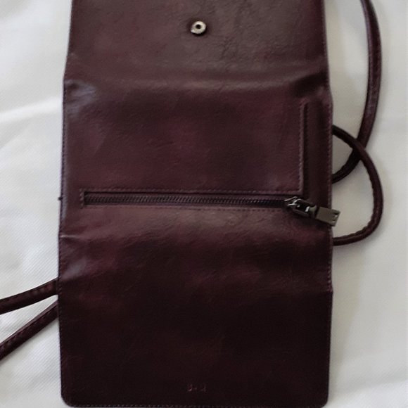 RFID protected S-Q Crossbody / wallet - Picture 4 of 5